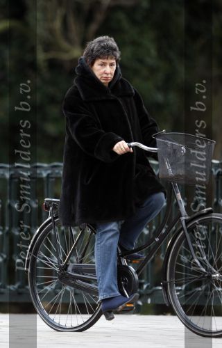 Amsterdam 14 januari 2009
Heddy Lester op de fiets.
Peter Smulders bv