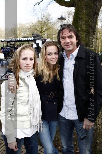 Kaatsheuvel 29 maart 2009
15 jarig bestaan van Princess in de efteling. Hein Vergeer met dochter
Peter Smulders bv