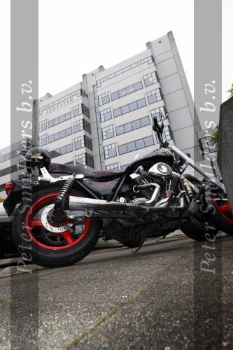 Amsterdam 29 oktober 2007
Rechtzaak  tegen de hells angels . oa Bram Moszkowicz en Big Willem v Boxtel zijn aanwezig.