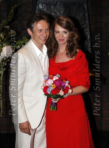 Antwerpen 9 mei 2009
Helmut Lotti trouwt voor de 3e keer. Zijn vrouw heet Jelle van Riet.
Peter Smulders bv
