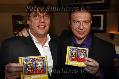 Amsterdam 15 april 2008
Presentatie cd het goede doel met Henk Temming en Henk Westbroek bij de kroon in amsterdam.
Peter Smulders bv