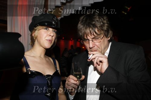 Uitgeest 19 januari 2009
Feest Henk Geels n Bobs saloon.Henk Westbroek met supersmoker
Peter Smulders bv