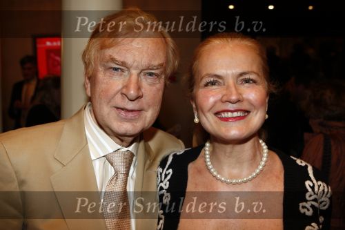 Amsterdam 4 april 2008
Premiere Porgy and Bess in carre. Henk v d Meyden met zijn vrouw Monica Strotman
