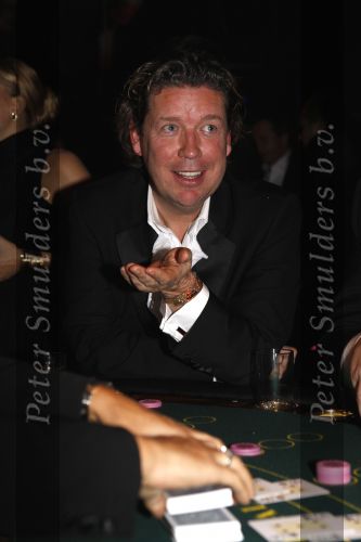 Amsterdam 5 november 2007
Premiere see you in Vegas van Hans Klok in Tuschinski. Henkjan Smits achter de goktafel