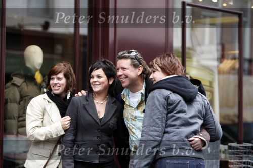 Amsterdam 7 november 2007
Henkjan Smits moet met fans op de foto op de pc hooftstraat.