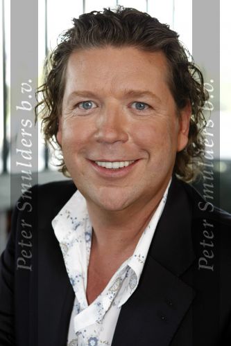Hilversum 14 augustus 2008
Presentatie SBS met Popstars en het beste idee van Nederland bij beeld en geluid p het mediapark. Henkjan Smits