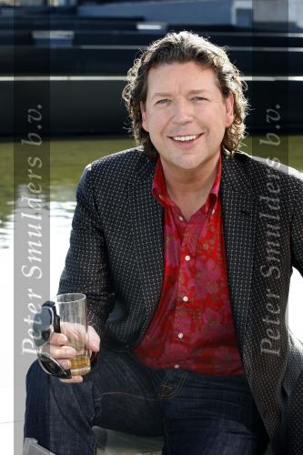 Hilversum 18 maart 2009
Perspresentatie Holland got talent bij beeld en geluid. Henkjan Smits
Peter Smulders bv