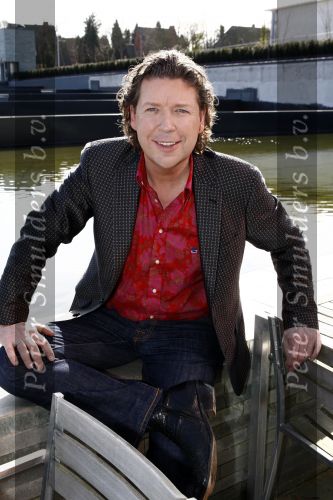 Hilversum 18 maart 2009
Perspresentatie Holland got talent bij beeld en geluid. Henkjan Smits
Peter Smulders bv