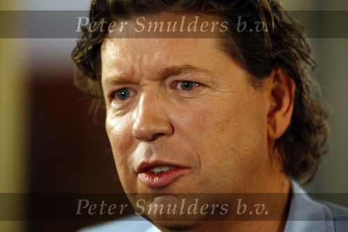 Hilversum26 maart 2008
Perspresentatie Holland\'s got talent in theater Gooiland met Gerard Joling Patricia Paay Viktor Brand en Henkjan Smits.
Peter Smulders bv