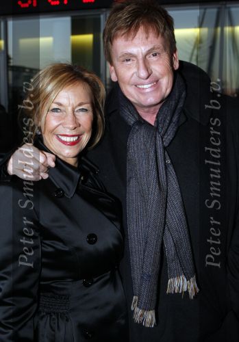 Rotterdam 16 december 2007
premiere Evita in het nieuwe Luxor theater. Henny Huisman met vrouw Lia