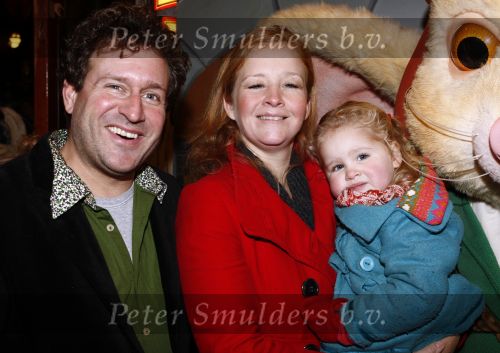 Amsterdam 25 januari 2009
Premiere de dappere muis in Tuschinski. Hilke Bierman met man en dochter
Peter Smulders bv