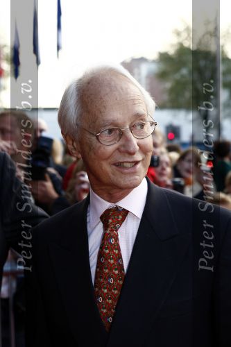 Utrecht 28 april 2009
Pieter v Vollenhoven viert zijn 70e verjaardag in het Beatrix theater in Utrecht. Hugo Carlos de borbon Parma
Peter Smulders bv