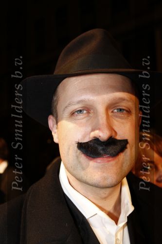 Amsterdam 11 februari 2008
Premeire Alibi in Tuschinski. Hugo Metsers met hoed en snor
Peter Smulders bv