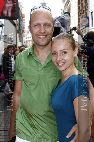 Amsterdam 16 juli 2008
Premiere Wall E in Tuschinski. 
Hugo Metsers met vrouw