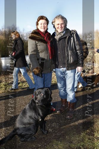 Diemen 14 februari 2009
Huub en resie Stapel en hun hond Nero doen mee met tocht voor het goede doel ivm honden in het Diemer Bos.
Peter Smulders bv