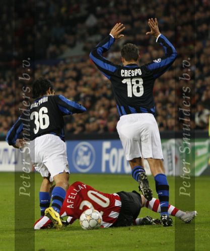 Eindhoven, 12 December 2007
Champions League wedstrijd PSV-Internationale Milan, eindstand 0-1 Seizoen 2007/2008
Ibrahim Afellay  Crespo en Boltoni