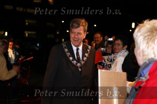 Rotterdam 24 januari 2008
Prinses Maxima doopt boot in rotterdam . Burgemeester Ivo Opstelten ontvangt haar.