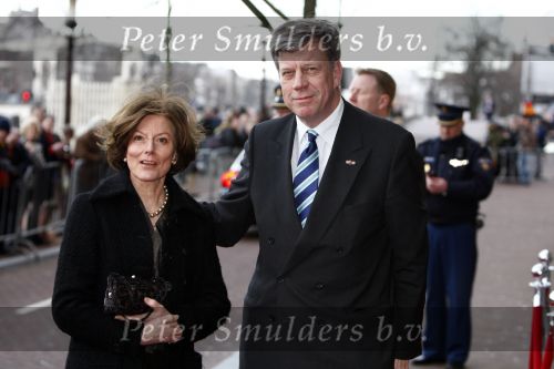 Amsterdam 1 februari 2008
Feest koningin Beatrix en Prinses Margriet voor hun 70e en 65e verjaardag in Carre.
Ivo Opstelten met vrouw
