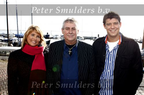Volendam 12 februari 2009
Presentatie cd Nick en Simon .Jaap Buijs met Alice Buijs en Aloys Buijs