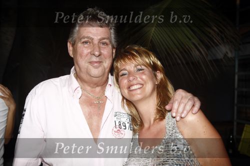 Curacao 31 december 2008 1 januari 2009
Oudjaarsfeest bij Mambo Beach. Jaap en Alice Buijs
Peter Smulders bv