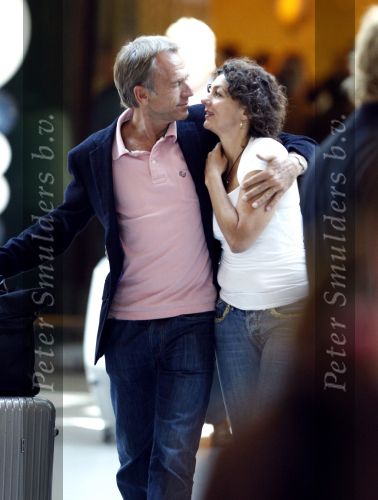 Schiphol/amsterdam 27 september 2008
Jaap Jongbloed met zijn vriendin Quirine Melssen.
Peter Smulders bv