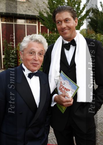 Kaatsheuvel 28 september 2008
Premiere Sound of Music in het eftleing theater. jacques d Ancona met een vriend
Peter Smulders bv