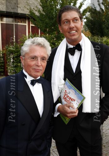 Kaatsheuvel 28 september 2008
Premiere Sound of Music in het eftleing theater. jacques d Ancona met een vriend
Peter Smulders bv