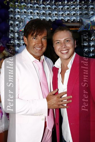 Amsterdam 27 april 2009
Feestje van Gerard Joling voor zijn 49e verjaardag bij cafe het Kalfje. Jamai Looman
Peter Smulders bv