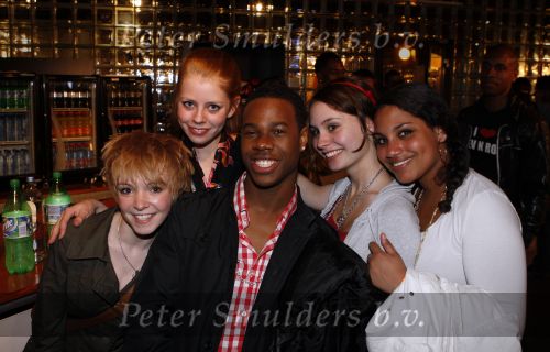 Hilversum 10 april 2009
Opnames X factor in studio 22. Jamal met zijn moeder
Peter Smulders bv
