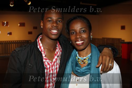 Hilversum 10 april 2009
Opnames X factor in studio 22. Jamal met zijn moeder
Peter Smulders bv
