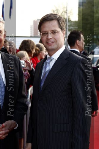 Utrecht 28 april 2009
Pieter v Vollenhoven viert zijn 70e verjaardag in het Beatrix theater in Utrecht. Jan Peter Balkenende en Jaap Rost Onnes
Peter Smulders bv