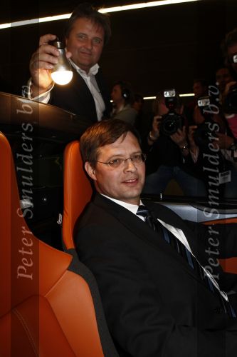 Amsterdam 31 maart 2009
Jan Peter Balkenende tijdens de openingsavond van de auto Rai. Met Ruud Koornstra
Peter Smulders bv