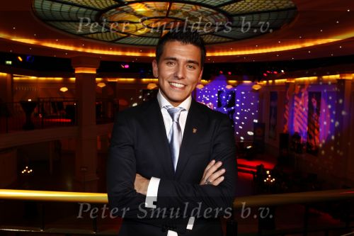 Hilversum 5 maart 2009
Uitreiking gouden buma harpen in studi 21. Jan Smit krijgt uit handen van Marco Borsato de ouvre award. Yolanthe Cabau v Kasbergen presenteert het programma   
Peter Smulders bv