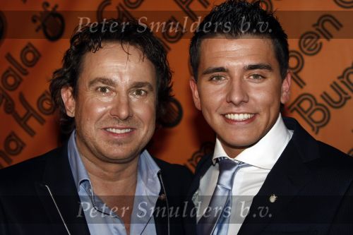 Hilversum 5 maart 2009
Uitreiking gouden buma harpen in studi 21. Jan Smit krijgt uit handen van Marco Borsato de ouvre award. Yolanthe Cabau v Kasbergen presenteert het programma   
Peter Smulders bv
