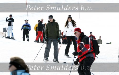 Flachau 6 maart 2008
jan Smit en Yolanthe Cabau v Kasbergen met ome Cor en vrouw en vrienden op skivakantie.
Peter Smulders bv