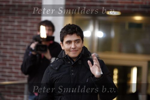 Rotterdam 15 november 2007
Jan Smit verlaat het Akazia ziekenhuis na operatie aan zijn stembanden.