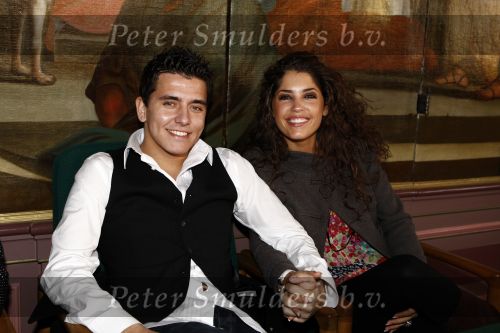 Volendam 16 november 2008
Jan Smit en Yolanthe Cabau v Kasbergen bij trouwen van Aloys en Kim Buys. Jan was getuige van Aloys.
Peter Smulders bv