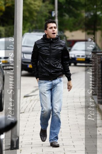 Volendam 19 mei 2009
Vandaag werd bekend gemaakt dat Yolanthe Cabau v Kasbergen en Jan smit na 2 en een half jaar hun relatie hebben verbroken. Voor hun huis stond veel pers en fans.
Peter Smulders bv