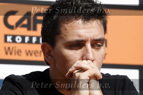 Volendam 20 mei 2009
Jan Smit Nick en Simon en de 3J\'s worden volgend seizoen onder de naam Votown de nieuwe hoofdsponsor van voetbalclub Volendam.
Peter Smulders bv