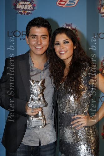 Amsterdam 27 oktober 2007
Jan Smit wint TMF award voor beste zanger en Yolanthe Cabau v Kasbergen is er bij in de heineken music hall.