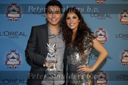 Amsterdam 27 oktober 2007
Jan Smit wint TMF award voor beste zanger en Yolanthe Cabau v Kasbergen is er bij in de heineken music hall.