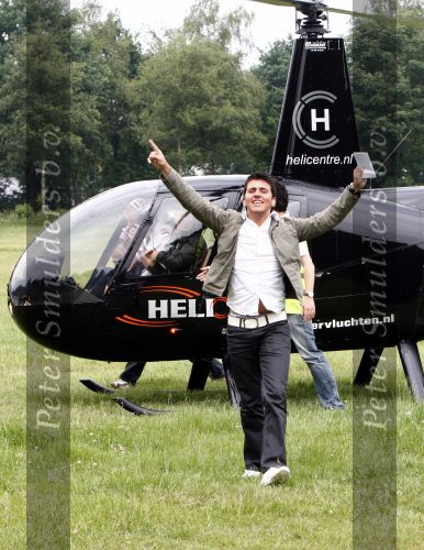 Westerhoven 31 mei 2008
Tros muziekfeest vanuit center parcs in Westerhoven. Jan Smit kwam per helicopter naar Westerhoven omdat hij op meerdere plekken in nederland op moest treden.