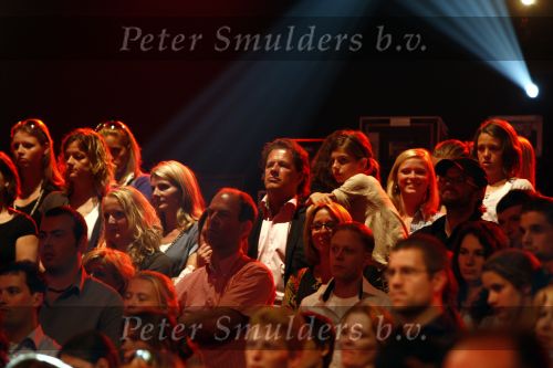 Hilversum 9 mei 2009
Finale x factor in studio 22 met Lisa en Rachel. Martijn Krabbe en Wendy v Dijk presenteren x factor. jan Willem Bruggenwirth met vrouw Francis en dochter
Peter Smulders bv