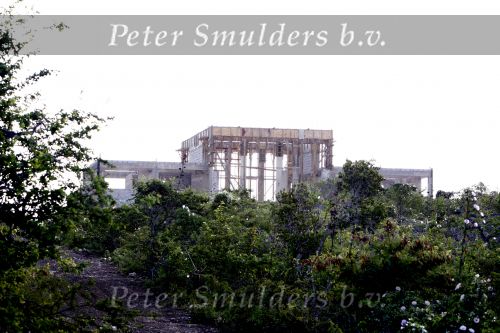 Curacao  januari 2009
Jan des Bouvrie is op verschillende plekken op Curacao villa\'s aan het bouwen.
Peter Smulders bv