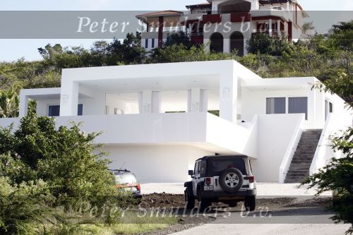 Curacao  januari 2009
Jan des Bouvrie is op verschillende plekken op Curacao villa\'s aan het bouwen.
Peter Smulders bv