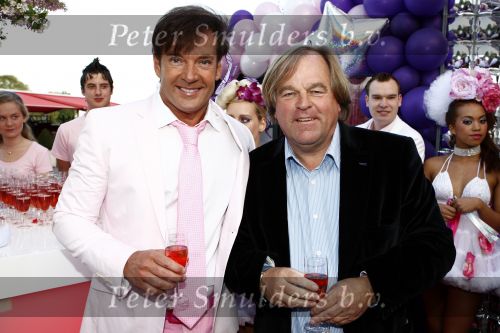 Amsterdam 27 april 2009
Feestje van Gerard Joling voor zijn 49e verjaardag bij cafe het Kalfje. Gerard met Jan v Doorn
Peter Smulders bv