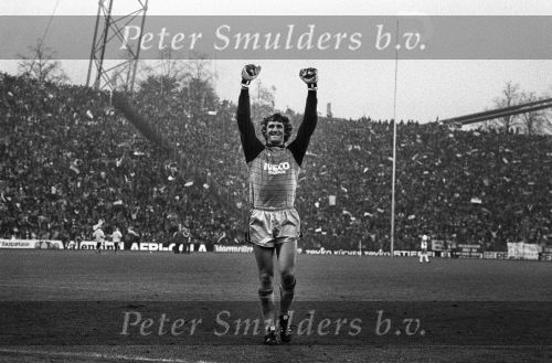 Munchen, 29 & 30 Oktober 1982
Jean Marie Pfaff spelend voor FC Bayern Munchen en samen met zijn gezin