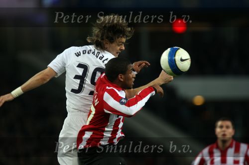 Eindhoven, 12 Maart 2008
UEFA 1/8 finale PSV-Tottenham Hotspur FC, eindstand 0-1
PSV wint na verlenging en straschoppen met 6-5 en gaat door naar de 1/4 Finale
Jefferson Farfan in duel met Jonathan Woodgate