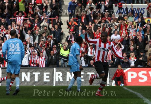Eindhoven, 13 April 2008 Kampioenswedstrijd PSV-FC Twente, eindstand 1-1 Seizoen 2007/2008. PSV daardoor nog niet kampioen.
Jefferson Farfan heeft PSV op 1-1 gebracht