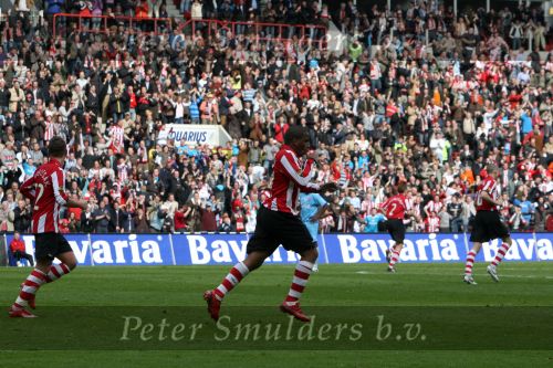 Eindhoven, 13 April 2008 Kampioenswedstrijd PSV-FC Twente, eindstand 1-1 Seizoen 2007/2008. PSV daardoor nog niet kampioen.
Jefferson Farfan heeft PSV op 1-1 gebracht